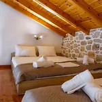 Adrian's Luxury 1 *