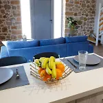 Дом отдыха Adrian's Luxury 1