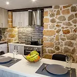 Adrian's Luxury 1 Ferienhaus Drepano (Argolis)