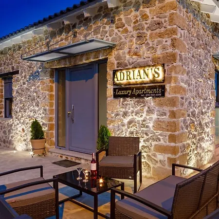Σπίτι διακοπών Adrian's Luxury 1 *