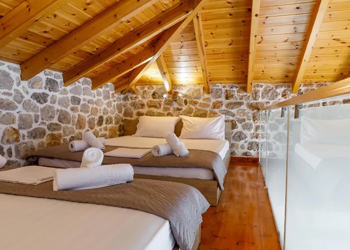 Vakantiehuis Adrian's Luxury 1 Drepano (Argolis)