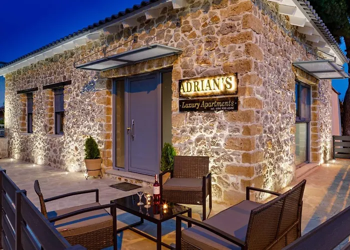 Дом отдыха Adrian's Luxury 1 *